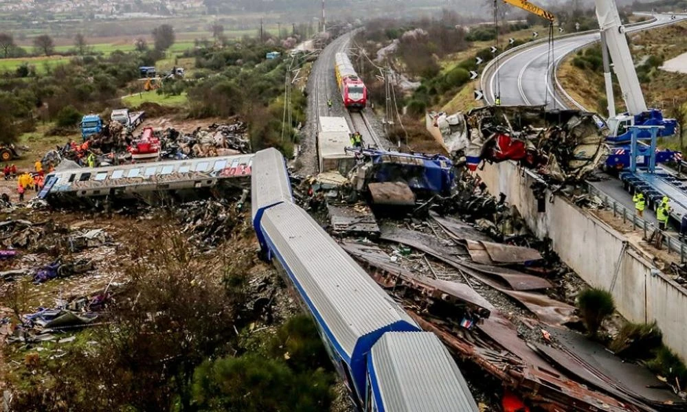 Τραγωδία στα Τέμπη: Ξεπέρασε τις 1.000.000 υπογραφές το διαδικτυακό ψήφισμα για την κατάργηση βουλευτικής ασυλίας